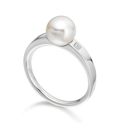 Classic Akoya Pearl and Diamond Ring in White Gold