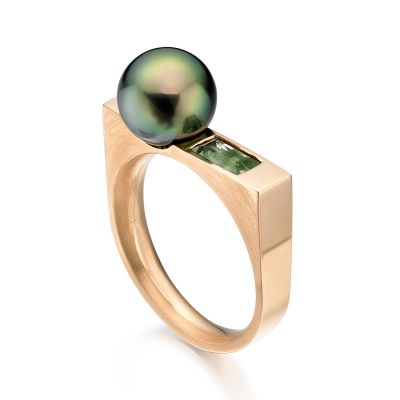 Luna Moss Tahitian Pearl and Sapphire Ring